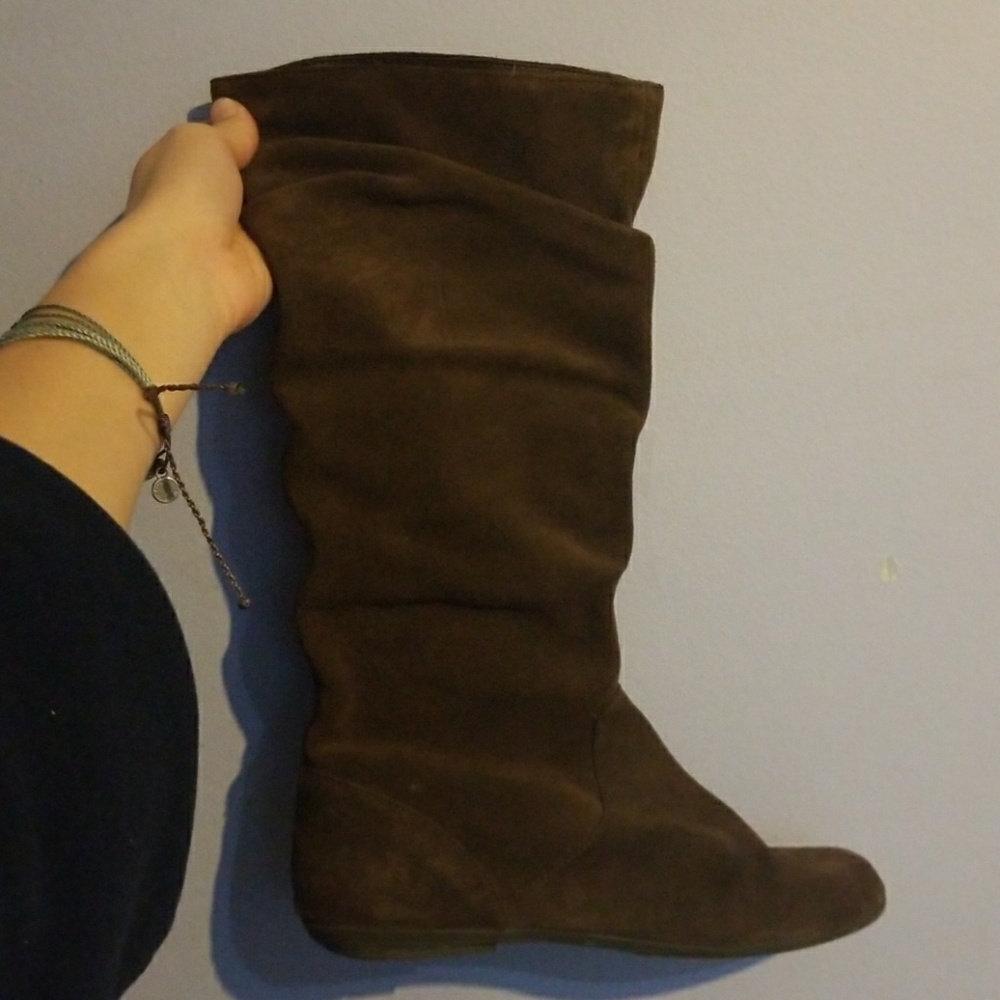 Brown slouch boots size 5 never worn
